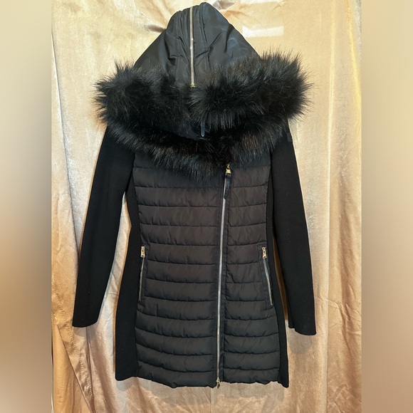 Calvin Klein Women’s Performance Jacket - Picture 2 of 2